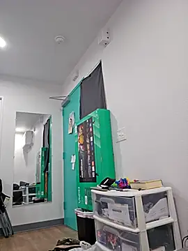 Iliketocooksquirt25 online show from 11/11/25, 05:02