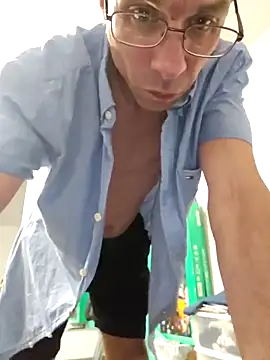 Iliketocooksquirt25 online show from 05/09/26, 06:17