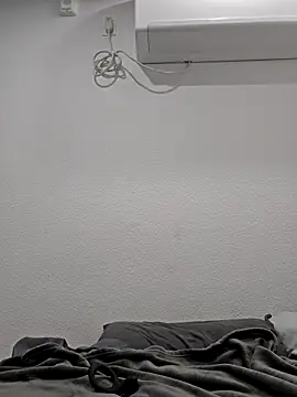 Iliketocooksquirt25 online show from 12/15/25, 11:42