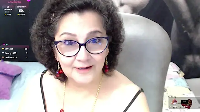 Snapshot of cataleya_mom chatting on 03/06/25, 03:57 cataleya mom online show from 03/06/25, 03:57