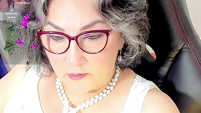 cataleya mom online show from 10/24/25, 11:59