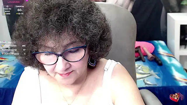 Snapshot of cataleya_mom chatting on 03/14/25, 07:26 cataleya mom online show from 03/14/25, 07:26