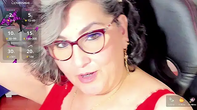 cataleya mom online show from 10/30/25, 02:04