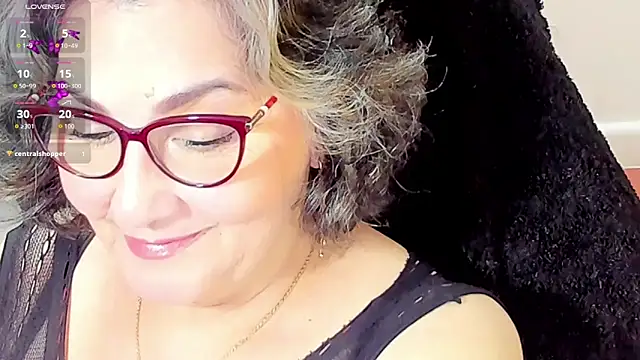 cataleya mom online show from 11/20/25, 03:29