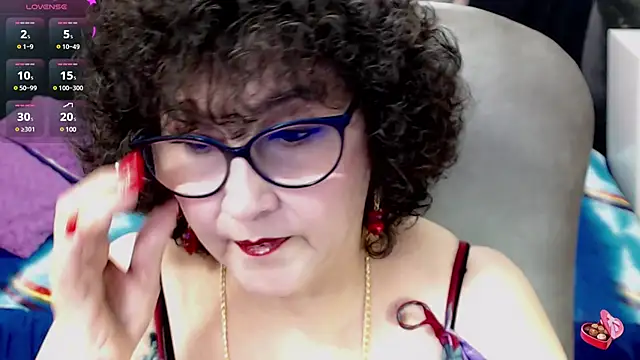 Snapshot of cataleya_mom chatting on 03/15/25, 01:41 cataleya mom online show from 03/15/25, 01:41
