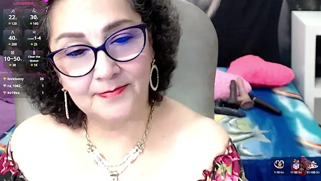Snapshot of cataleya_mom chatting on 03/13/25, 04:49 cataleya mom online show from 03/13/25, 04:49