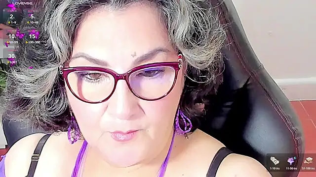 cataleya mom online show from 11/05/25, 03:09