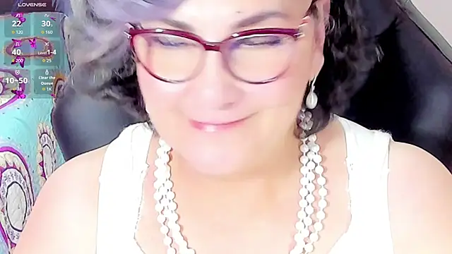 Snapshot of cataleya_mom chatting on 09/20/25, 03:28 cataleya mom online show from 09/20/25, 03:28