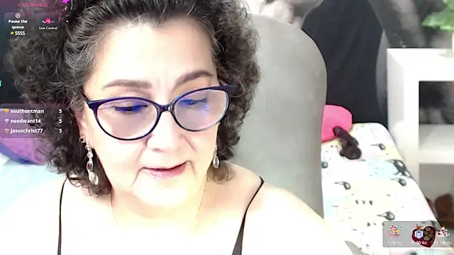 Snapshot of cataleya_mom chatting on 03/07/25, 06:02 cataleya mom online show from 03/07/25, 06:02