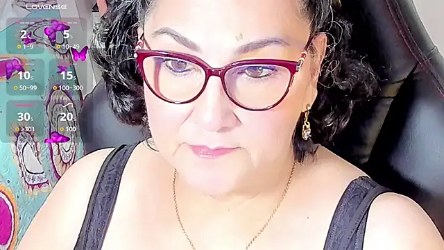 cataleya mom online show from 10/22/25, 04:01