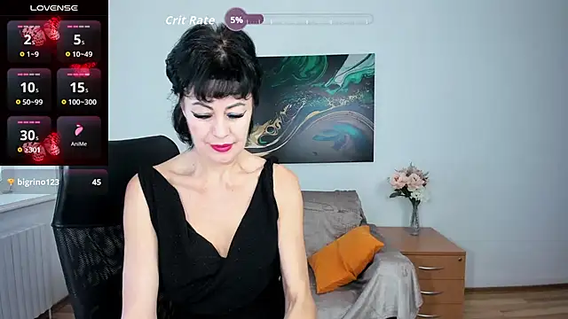 Silvia Wallec online show from 10/19/25, 05:43