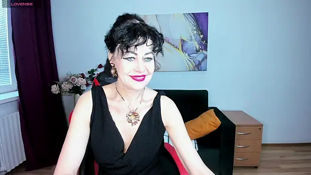 Silvia Wallec online show from 05/06/26, 05:44