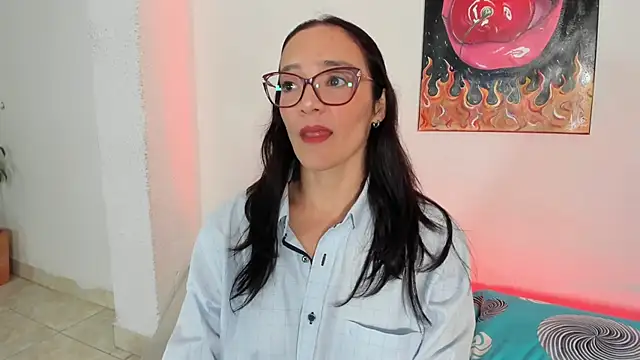 Jessica Herrera  online show from 09/29/25, 10:37