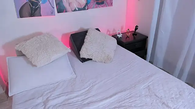 Jessica Herrera  online show from 09/18/25, 10:35