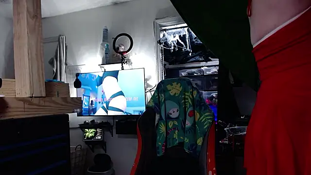 famousALYX online show from 02/11/26, 09:31