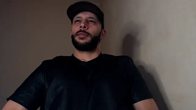 henryaxe online show from 10/25/25, 07:51