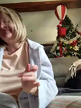 lady charlyne online show from 12/07/24, 09:22