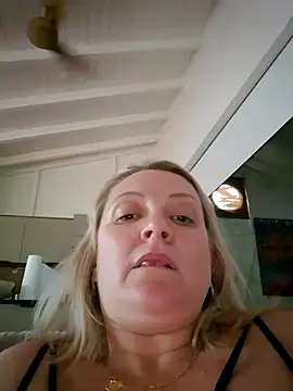 lady charlyne online show from 01/18/25, 09:34