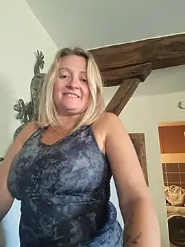 lady charlyne online show from 02/27/25, 08:56