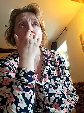 lady charlyne online show from 04/29/26, 07:45
