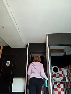 lady charlyne online show from 04/02/26, 12:45