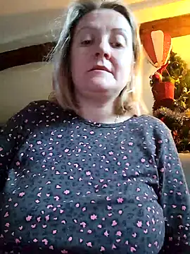 lady charlyne online show from 12/03/24, 09:17