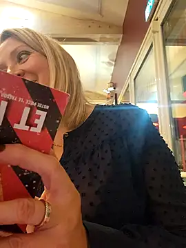 lady charlyne online show from 03/05/25, 06:56