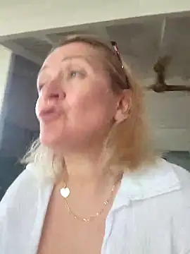 lady charlyne online show from 01/22/25, 02:24