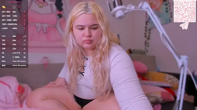 Freakcute  online show from 02/03/26, 04:34