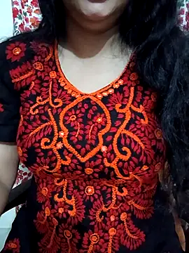 Snapshot of Priya_Boudi chatting on 04/30/26, 06:37 Priya Boudi online show from 04/30/26, 06:37