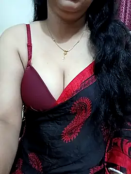 Snapshot of Priya_Boudi chatting on 09/19/25, 06:34 Priya Boudi online show from 09/19/25, 06:34