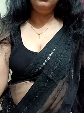 Snapshot of Priya_Boudi chatting on 10/09/25, 06:30 Priya Boudi online show from 10/09/25, 06:30