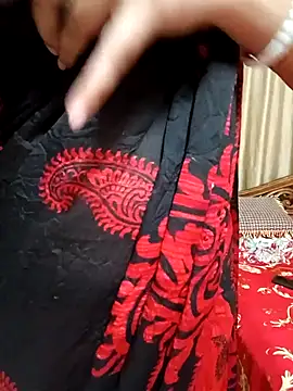 Snapshot of Priya_Boudi chatting on 02/21/25, 04:59 Priya Boudi online show from 02/21/25, 04:59