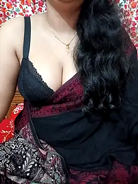 Priya Boudi online show from 12/14/25, 06:02