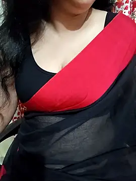 Priya Boudi online show from 04/26/26, 07:11