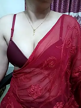 Snapshot of Priya_Boudi chatting on 10/08/25, 06:41 Priya Boudi online show from 10/08/25, 06:41