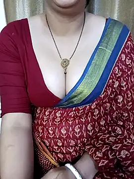 Snapshot of Priya_Boudi chatting on 02/04/25, 04:29 Priya Boudi online show from 02/04/25, 04:29