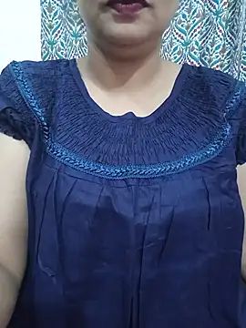 Snapshot of Priya_Boudi chatting on 07/20/26, 05:48 Priya Boudi online show from 07/20/26, 05:48