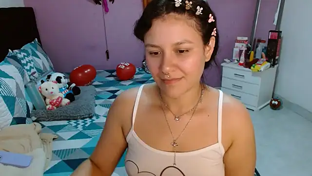 Snapshot of soniafuckboobs chatting on 03/11/25, 06:30 soniafuckboobs online show from 03/11/25, 06:30