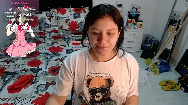 Snapshot of soniafuckboobs chatting on 06/25/26, 12:32 soniafuckboobs online show from 06/25/26, 12:32