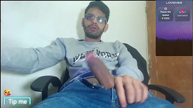 GrayHornyX online show from 04/13/26, 05:33