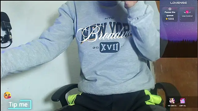 GrayHornyX online show from 04/14/26, 09:03