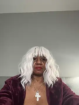 BreanaDivine online show from 02/25/25, 10:09