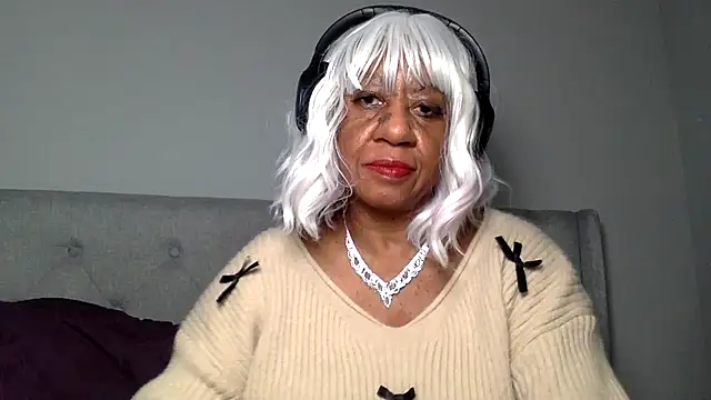 BreanaDivine online show from 01/09/25, 04:19