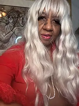 BreanaDivine online show from 03/12/26, 06:28