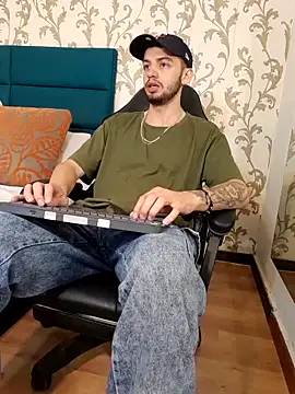 Michael magno online show from 02/16/26, 01:54