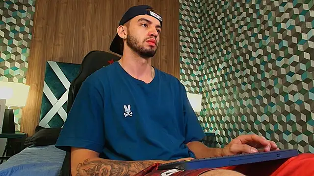 Michael magno online show from 09/15/25, 10:26