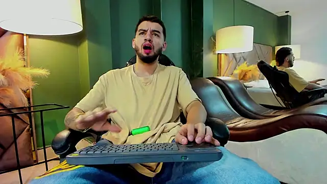 Michael magno online show from 10/13/25, 06:20