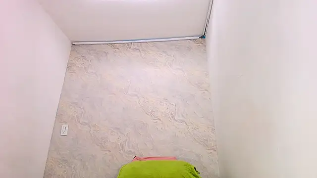 Snapshot of sofi_balvin chatting on 03/03/25, 07:17 sofi balvin online show from 03/03/25, 07:17