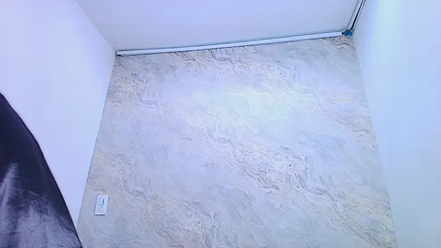 Snapshot of sofi_balvin chatting on 03/07/25, 07:27 sofi balvin online show from 03/07/25, 07:27